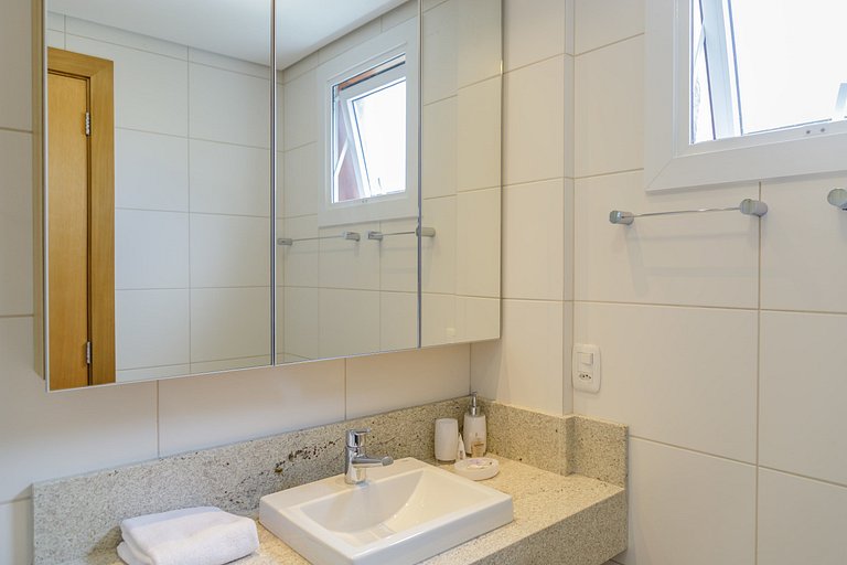 Apartamento a 400 metros da Borges de Medeiros