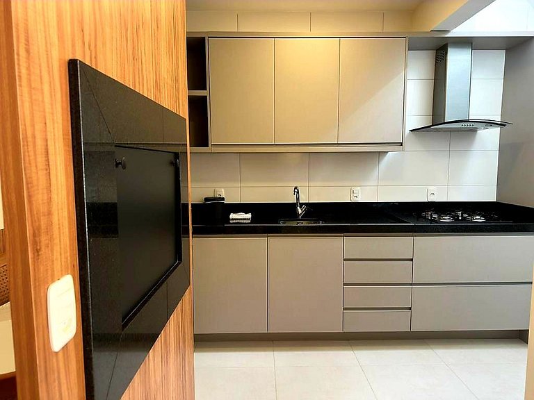 Apt Novo de 2 Quartos no Centro de Gramado