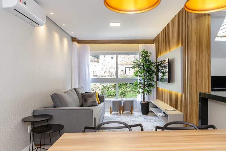 BRAND NEW Apt with Breakfast in the CENTER of Gramado!