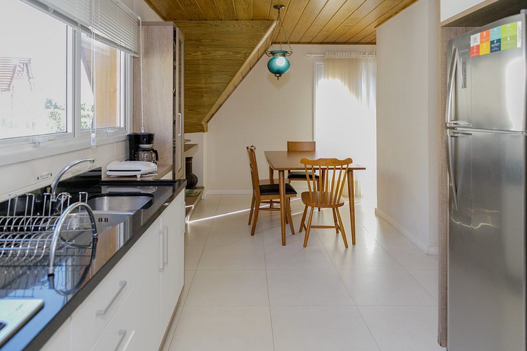 Apartamento no Centro de Gramado com Lareira