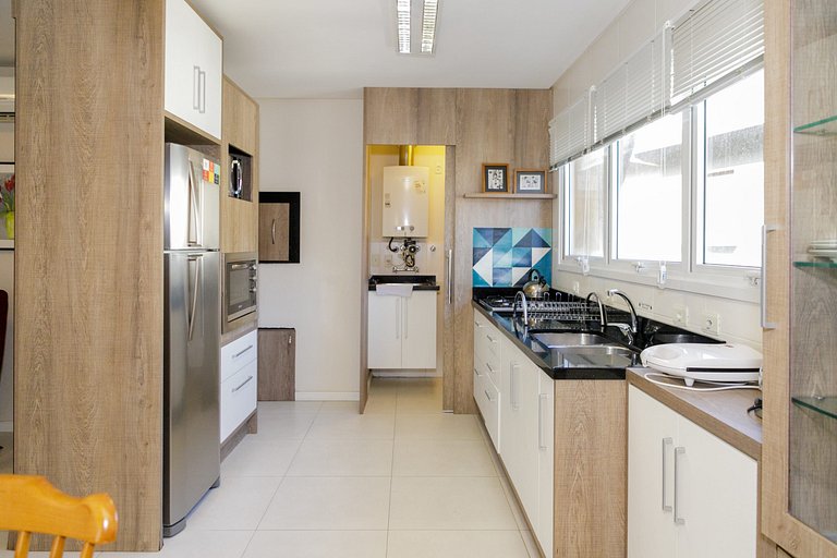 Apartamento no Centro de Gramado com Lareira