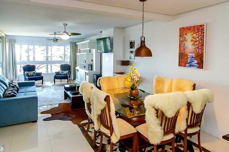 Localização e Vista Privilegiada em Gramado