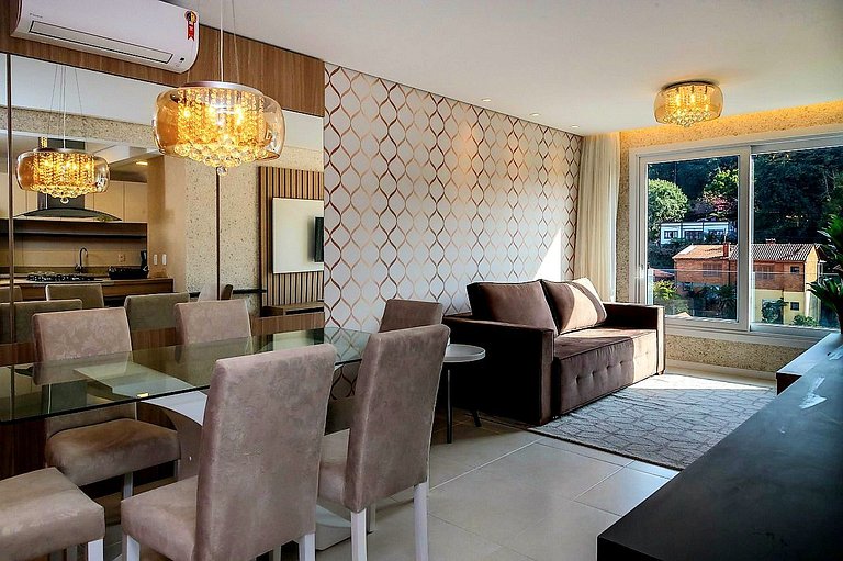 Extraordinary apartment in the center of Gramado.