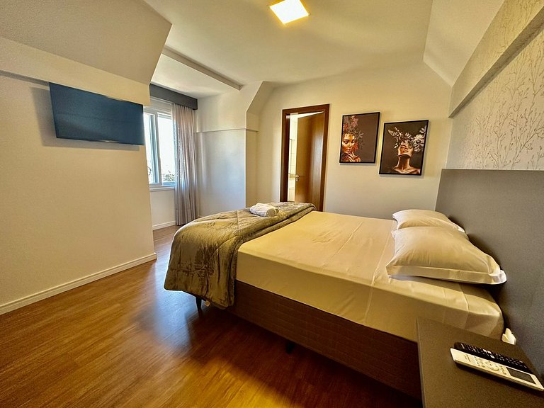 Curta seu apartamento a 500m da Borges de Medeiros