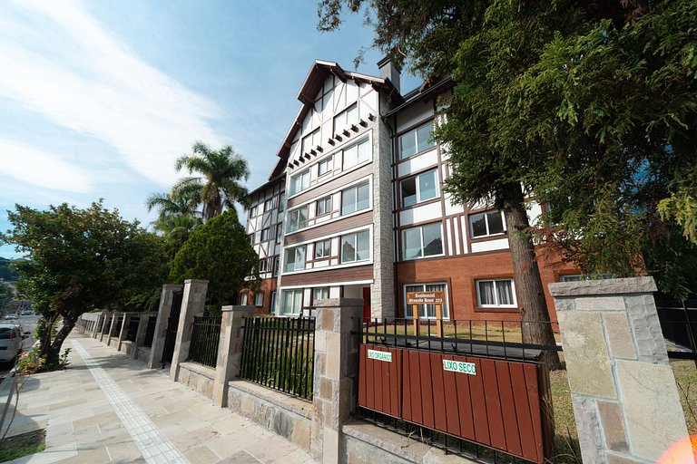 Belíssimo Apto no Centro de Gramado