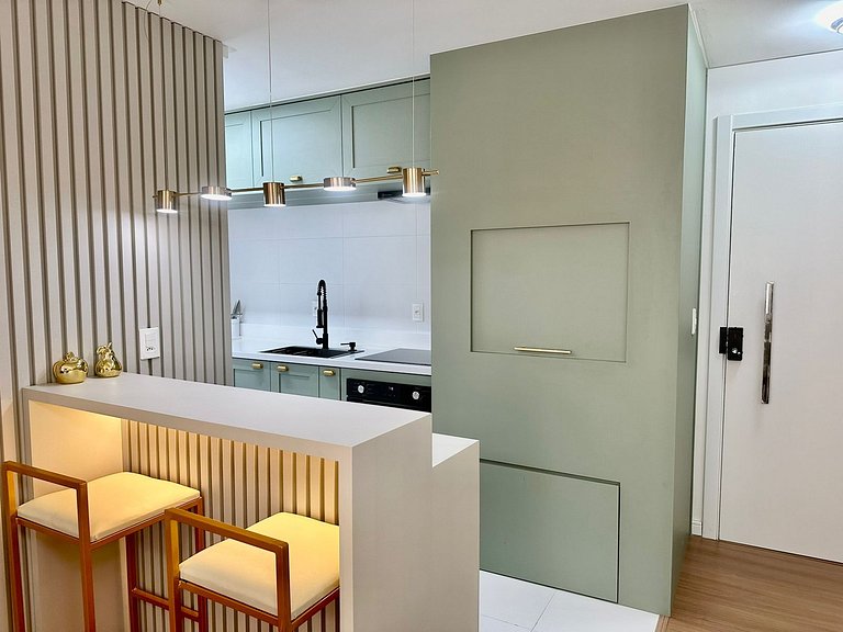 Sofisticado Apartamento com Sacada em Gramado