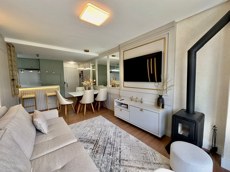 Sofisticado Apartamento com Sacada em Gramado