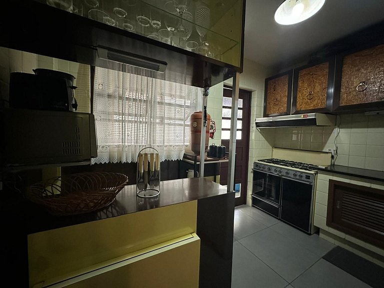 Apartamento retrô dentro da Rua Coberta