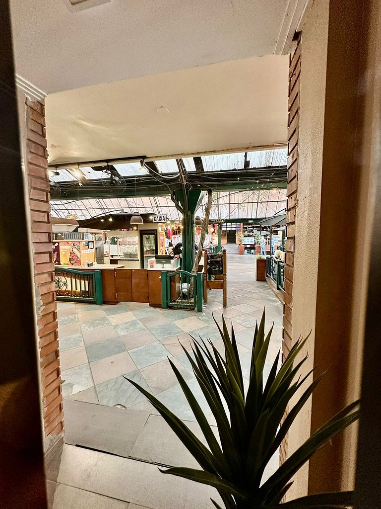 Apartamento retrô dentro da Rua Coberta