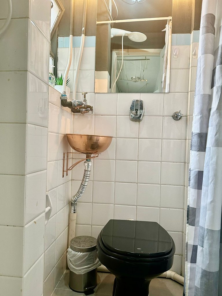 Apartamento retrô dentro da Rua Coberta