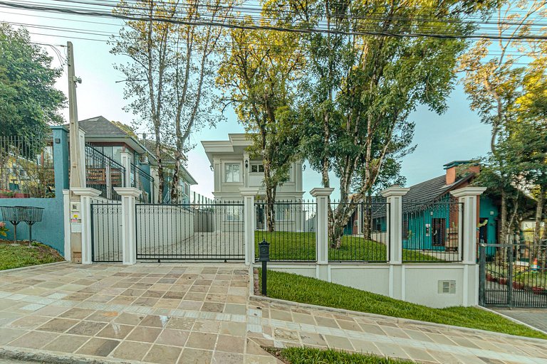 Hospedagem Exclusiva! Charme e Conforto em Gramado