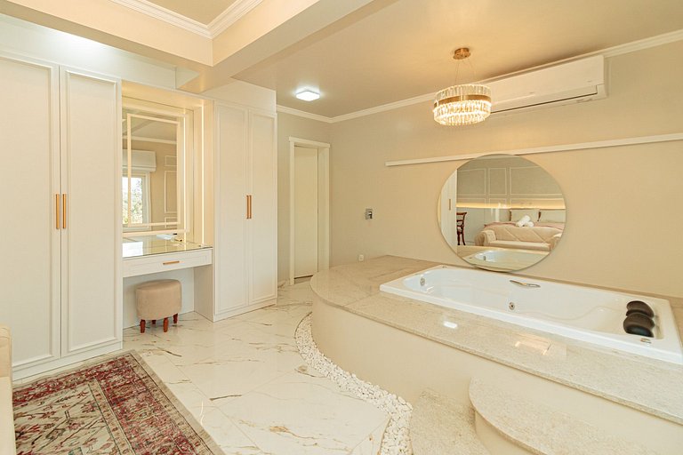 Hospedagem Exclusiva! Charme e Conforto em Gramado