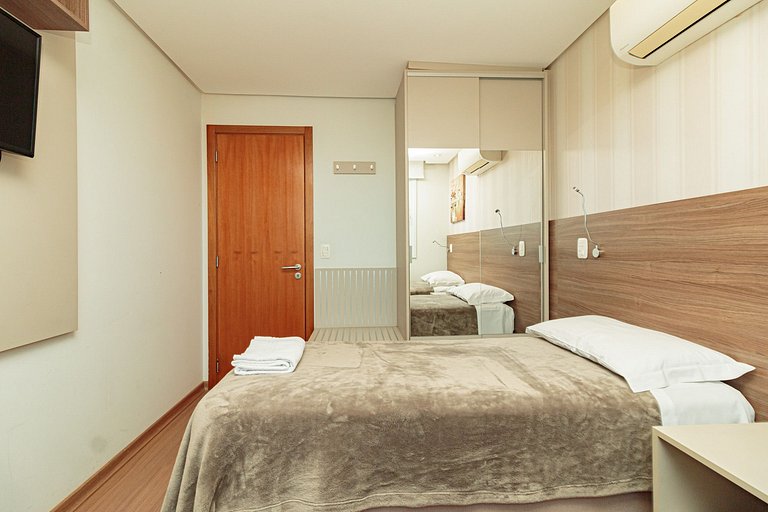 Seu apartamento a 300m da Borges de Medeiros