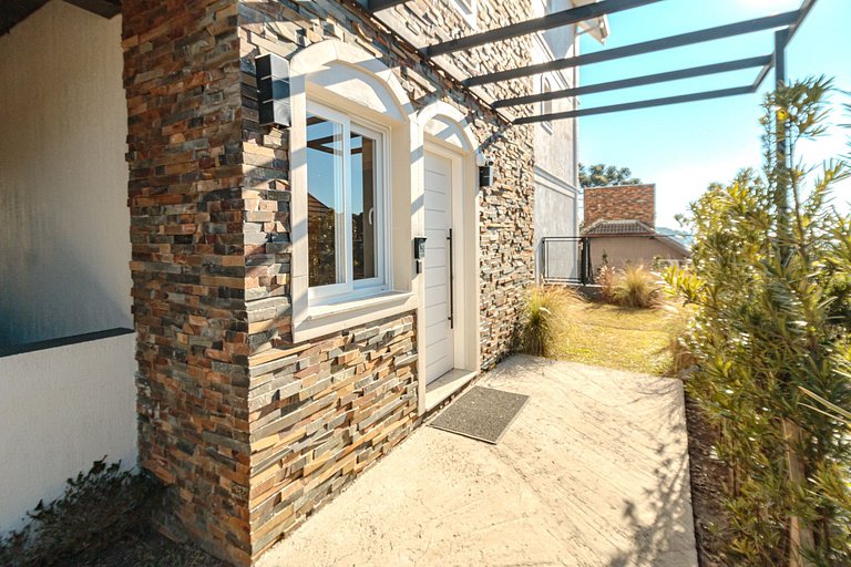 Ap 1 Dormitório com garagem ampla e churrasqueira