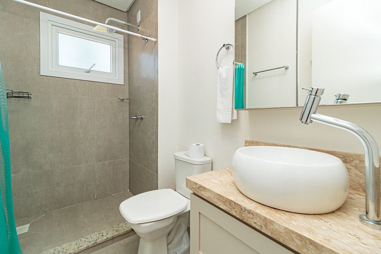 Ap 1 Dormitório com garagem ampla e churrasqueira