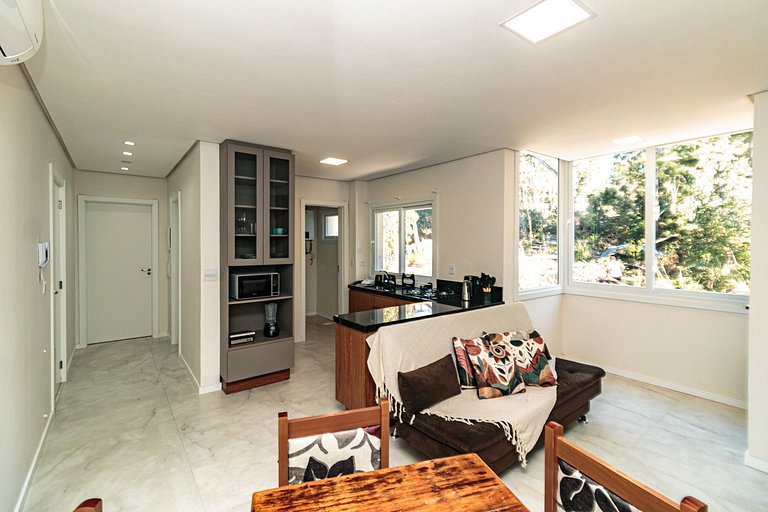 Ap 1 Dormitório com garagem ampla e churrasqueira