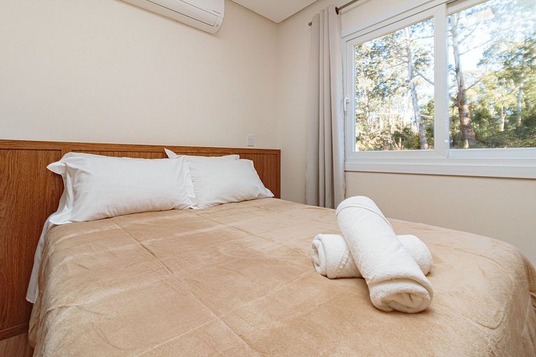 Ap 1 Dormitório com garagem ampla e churrasqueira