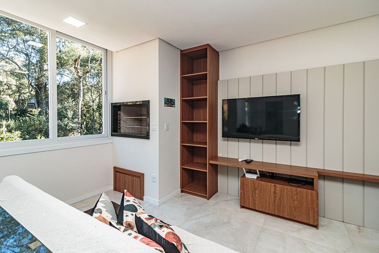 Ap 1 Dormitório com garagem ampla e churrasqueira