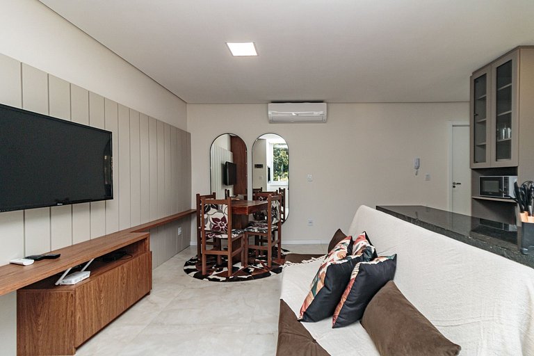 Ap 1 Dormitório com garagem ampla e churrasqueira