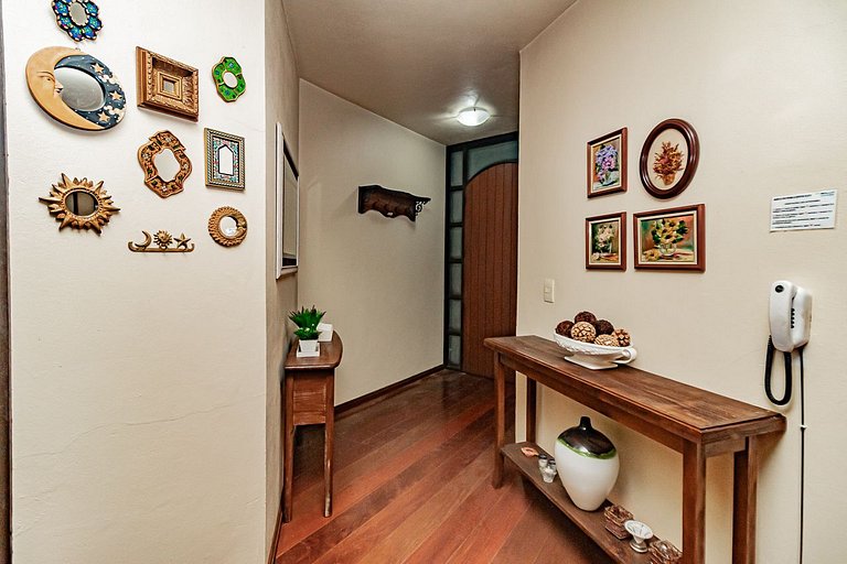 Na Avenida Borges de Medeiros: 450m da Rua Coberta