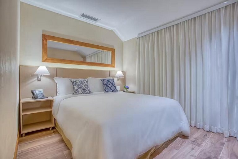 Gramado Thermas Resort: Último Andar c/ Piscinas
