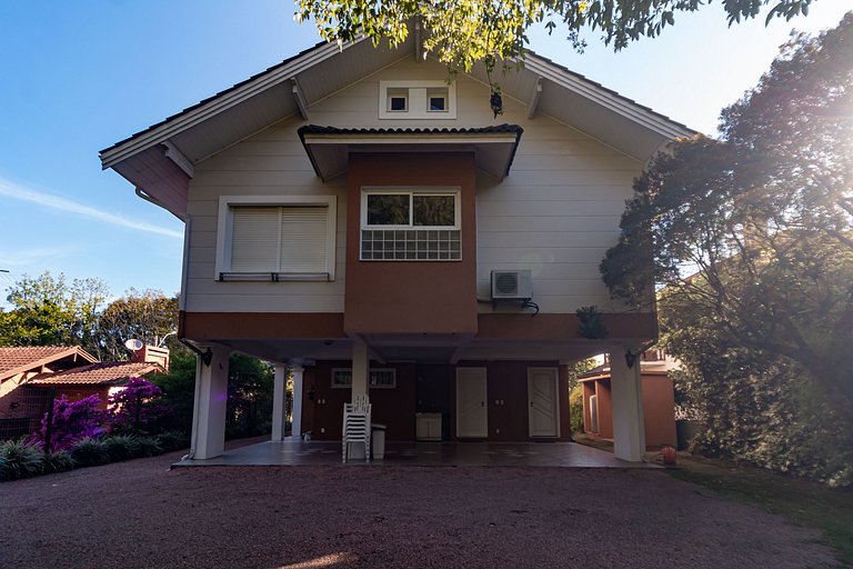 Charme e Aconchego no Bairro Bavária Gramado